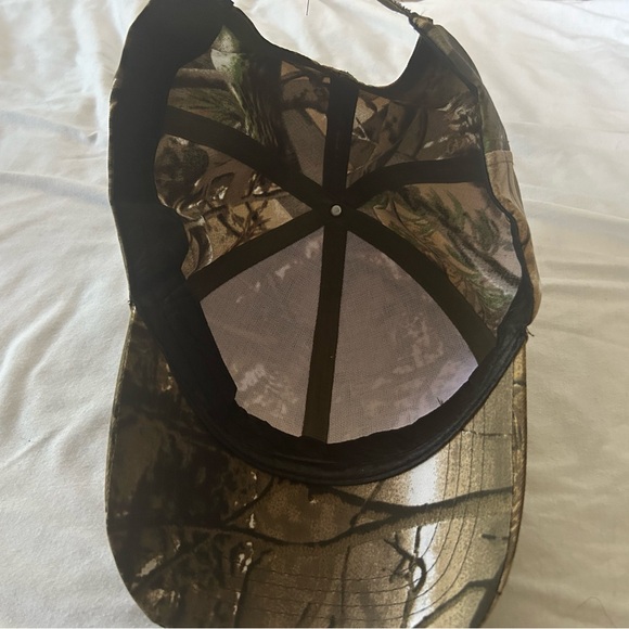 Camo baseball cap - Picture 2 of 3